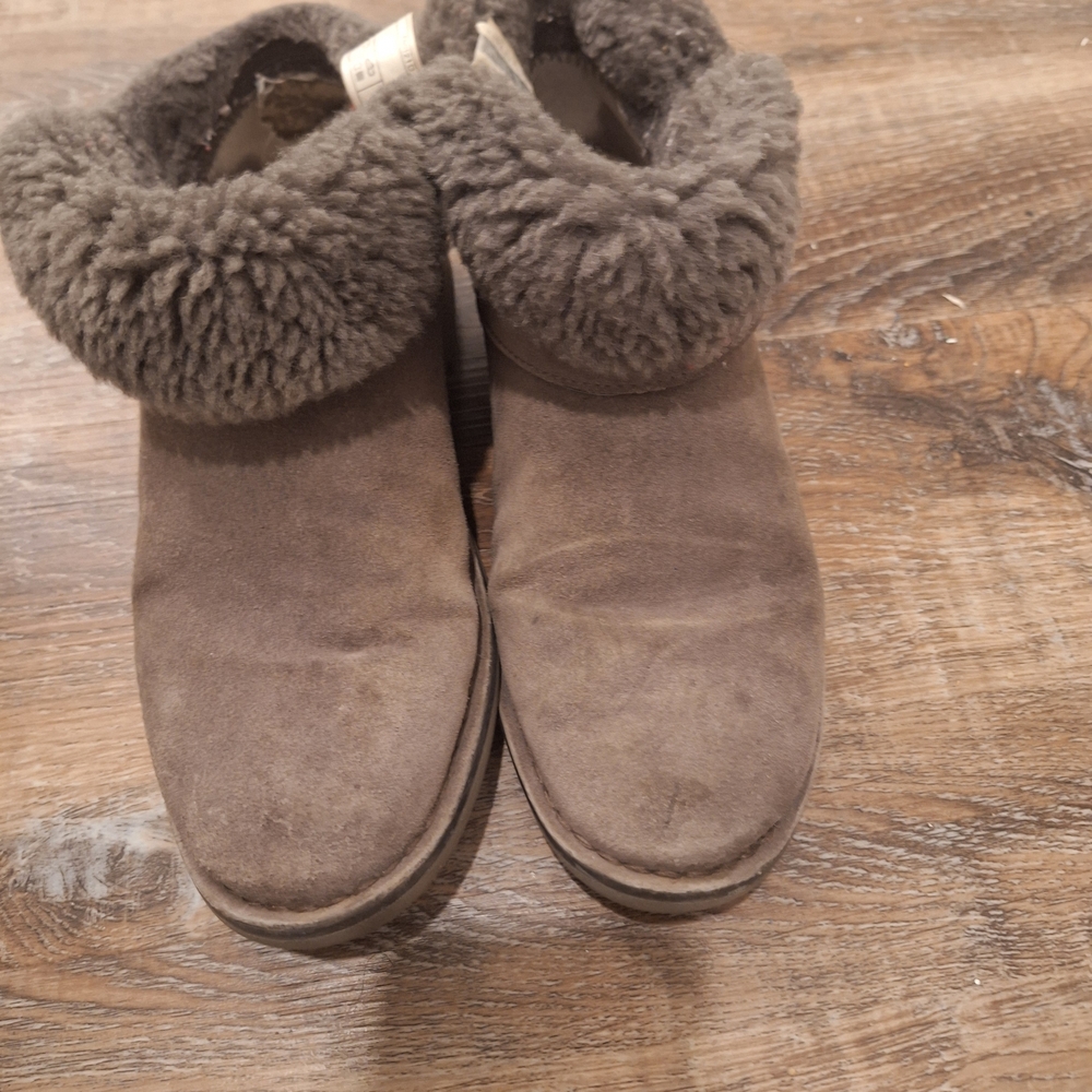 Ugg Cozy Gray Boots with Fur Trim
